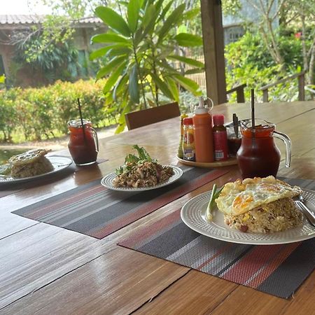 Sirita Hotel Пай Екстериор снимка