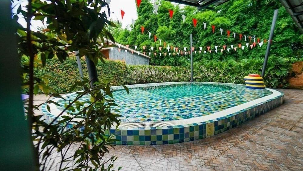 Sirita Hotel Пай Екстериор снимка