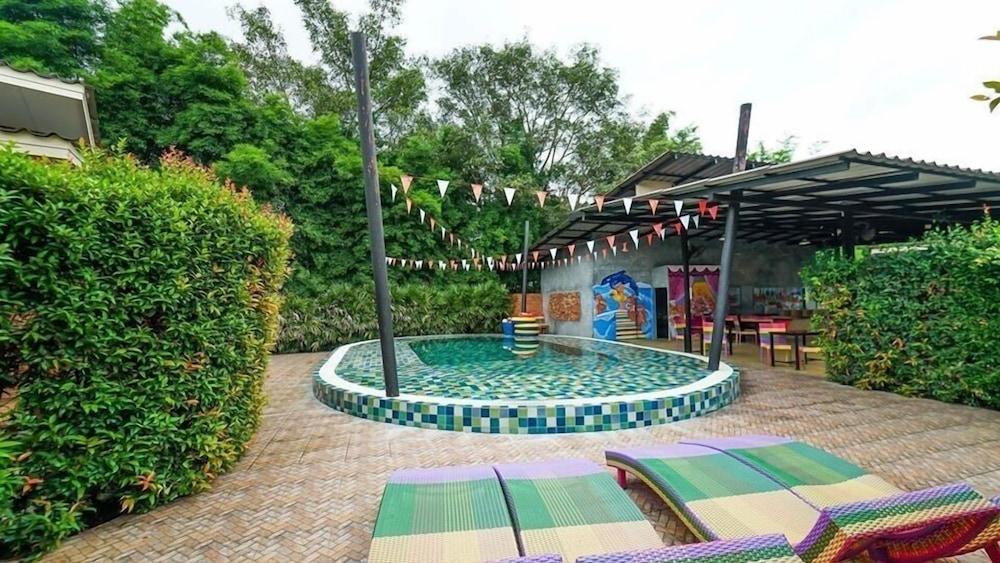 Sirita Hotel Пай Екстериор снимка